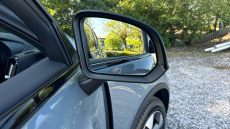 Volvo XC40 2.0 B4P Ultimate Dark 5dr Auto Petrol Estate